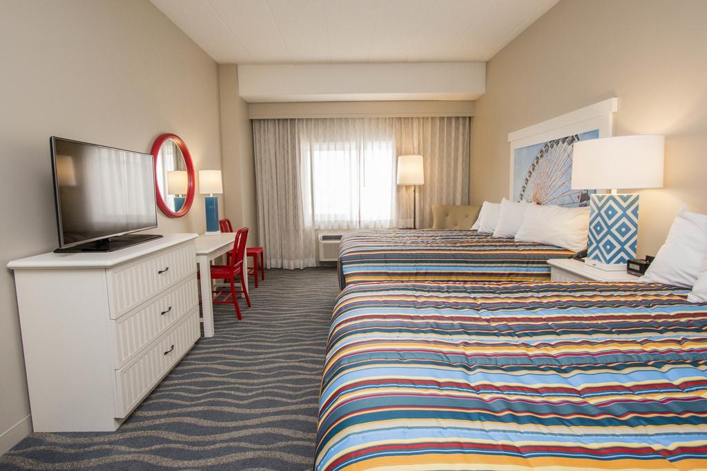 Cedar Point Hotel Breakers Sandusky Room photo